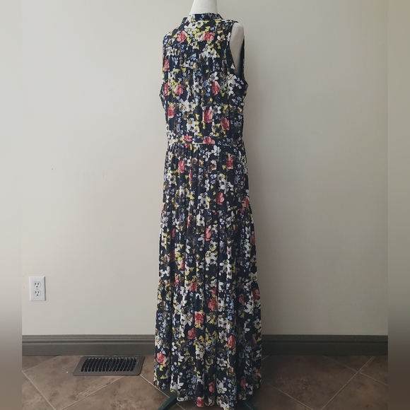Banana Republic Floral Maxi Dress - Picture 10 of 16